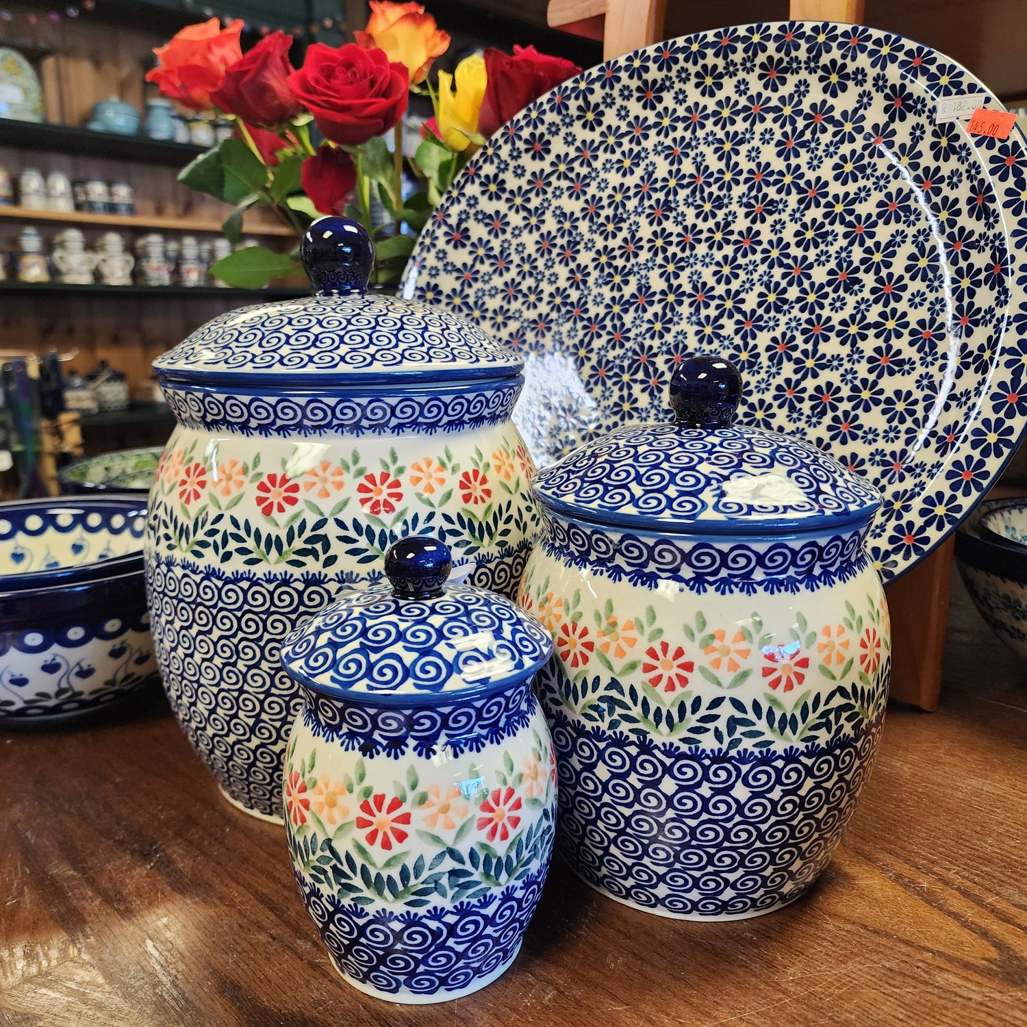 Manufaktura Canisters and Jars