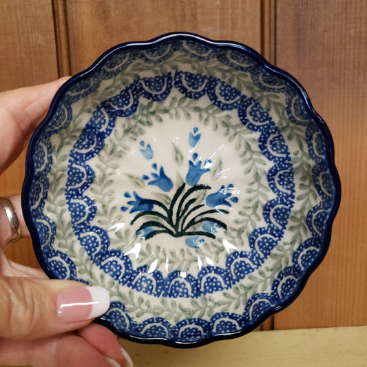 Bowl ~ Scalloped ~ 4.5" 23-1432X Blue Bells