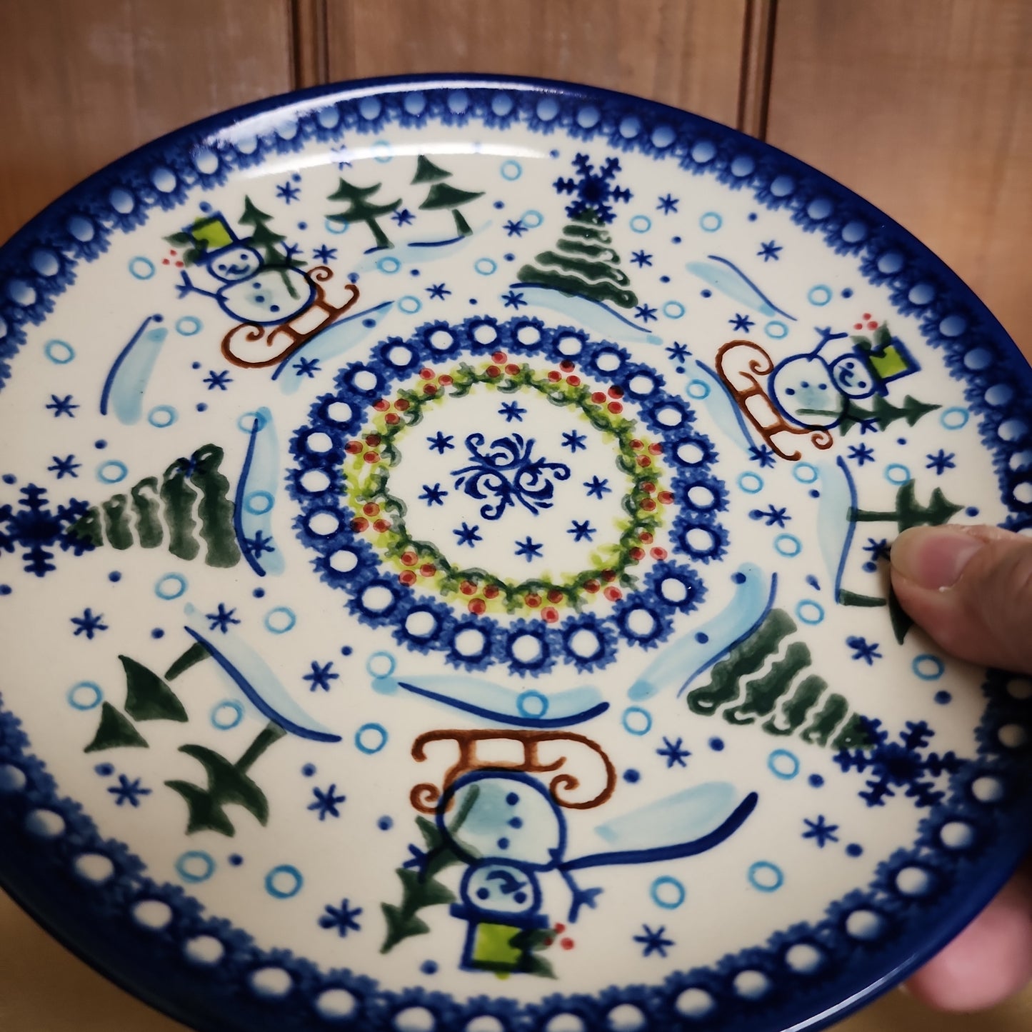 Plate 7.5" Dessert Sledding Snowman