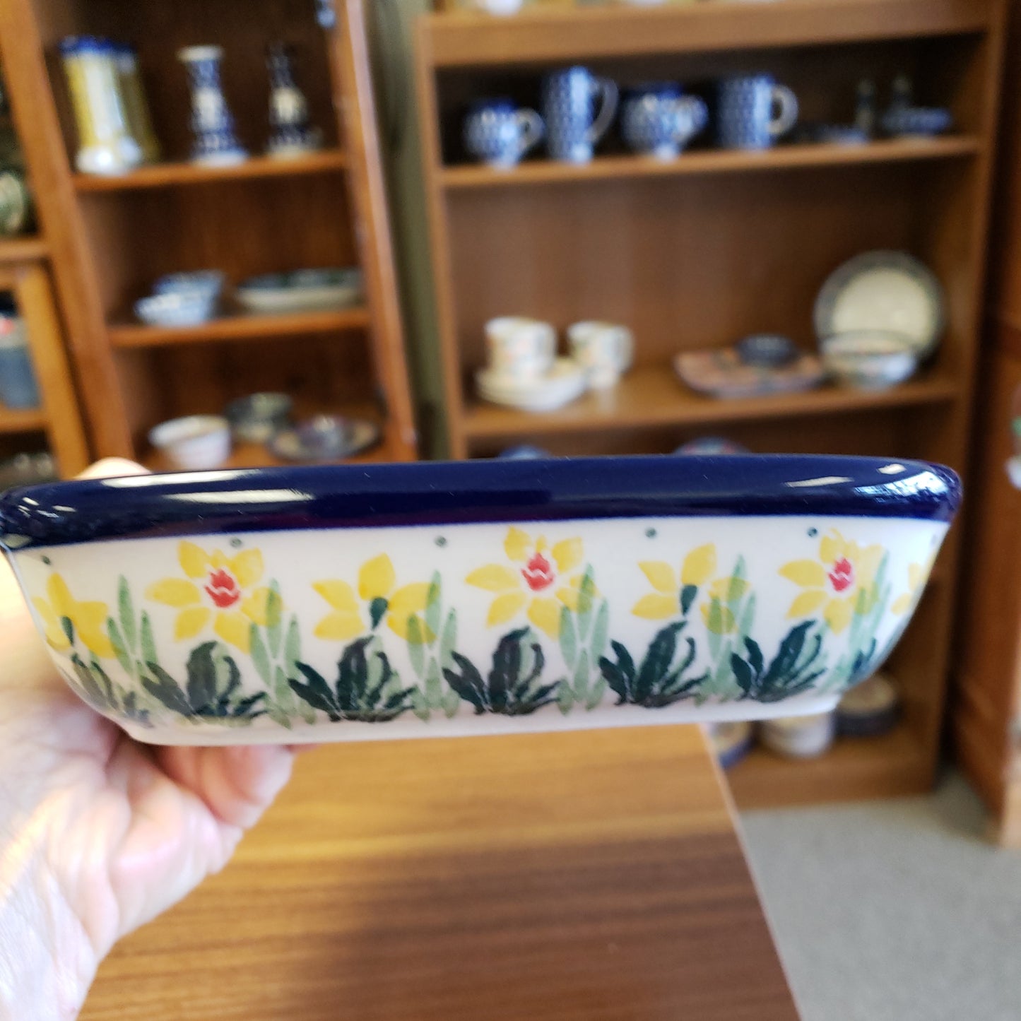 Dish ~ Divided ~6.5" x 9.25" 393-2122X ~ Daffodil Blue pf0424