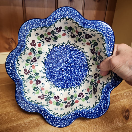 Bowl ~ Petal Edge 796-1418X ~ Burgandy Berry Blue pf0424