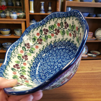 Bowl ~ Wavy Edge ~ Small ~ 8" 691-1418X ~ Burgandy Berry Blue pf0424