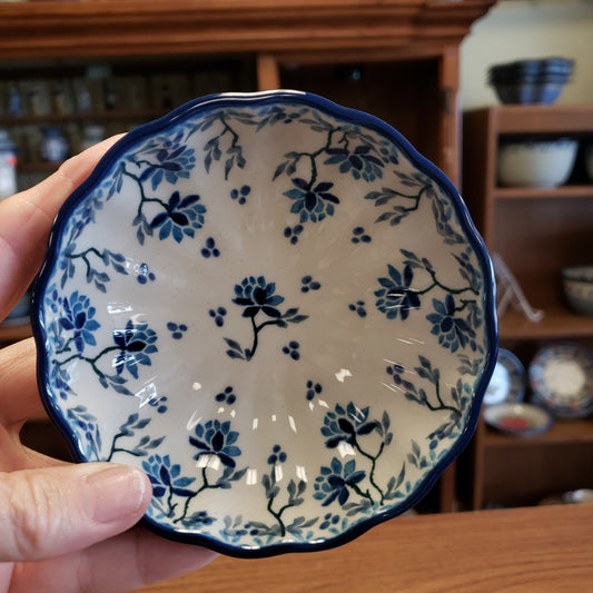 Bowl ~ Scalloped ~ 4.5" 23-2524X ~ Clover Fields pf0424