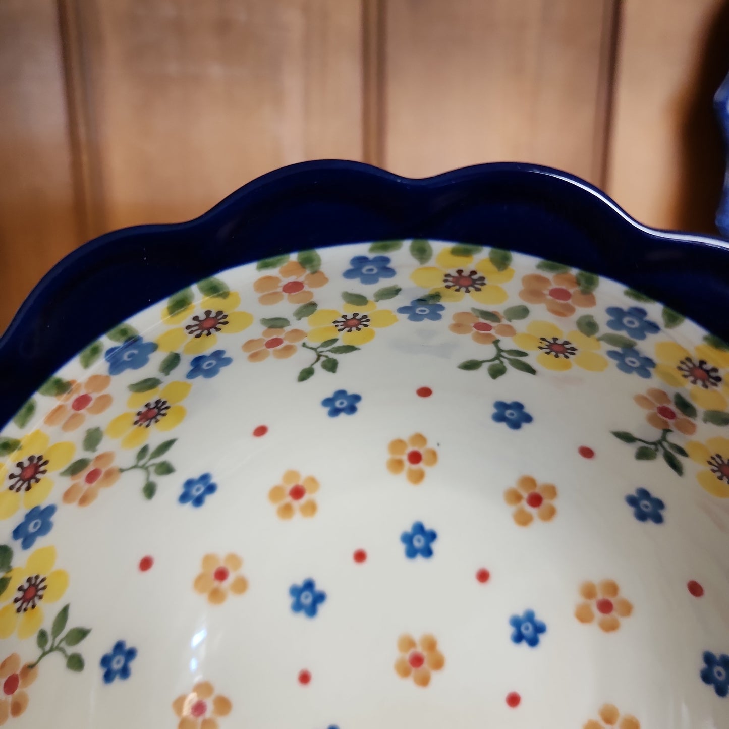 Bowl ~ Scalloped Edge ~ 7" 288-2225X ~ Buttercup pf0424