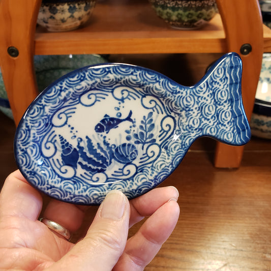 Fish shaped plate 4" B47-U5096