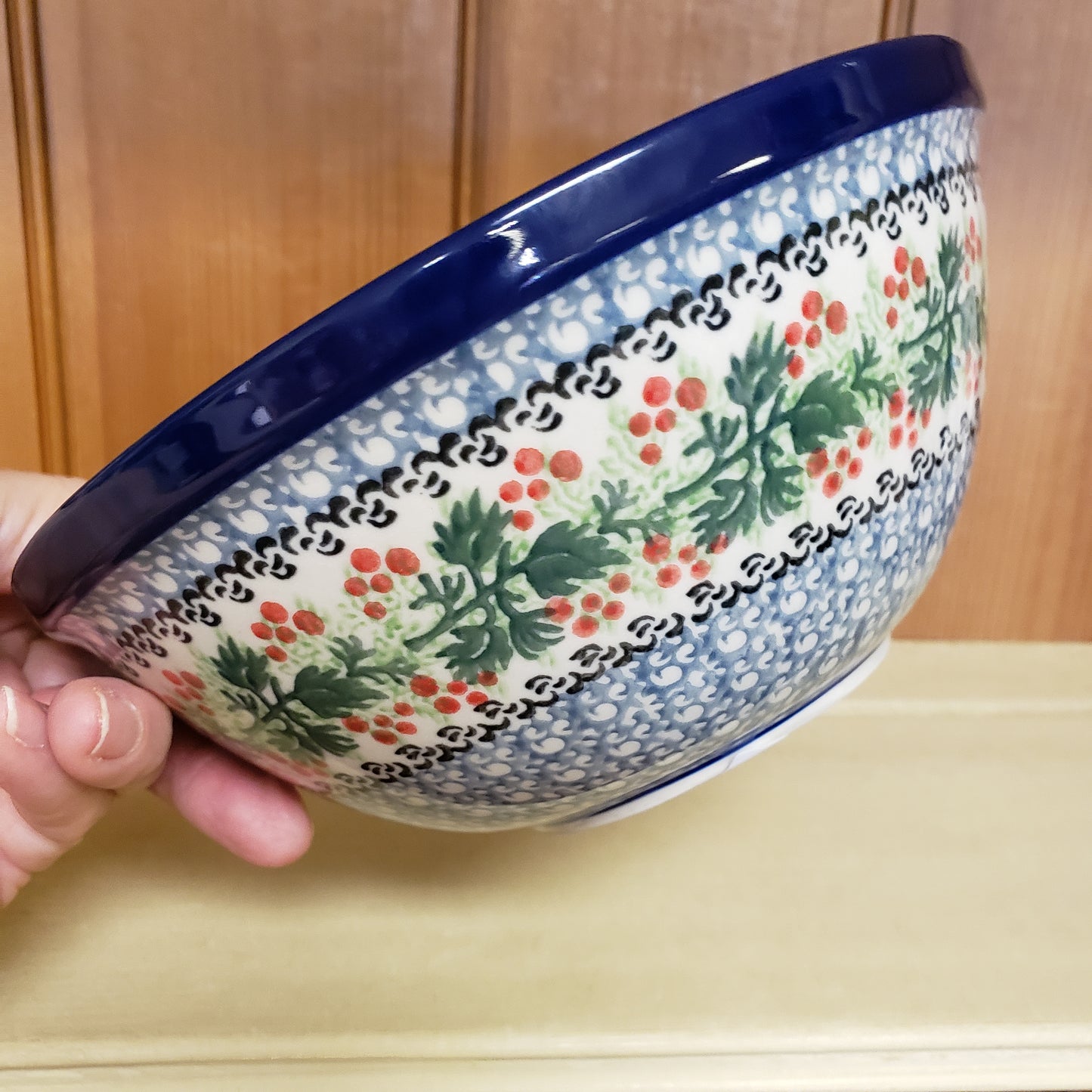 Bowl   Nesting   7.75" W  1734X ~ Holly Berry  PF1024