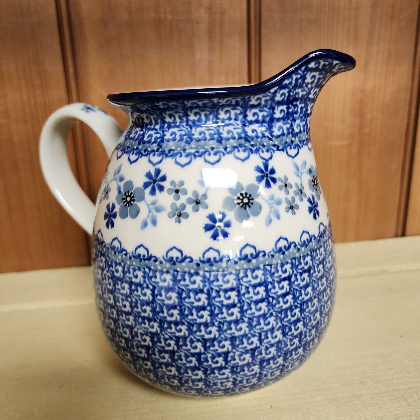 Pitcher   (1 qt)   2333X ~ Blue Horizon (6" H)  PF1024