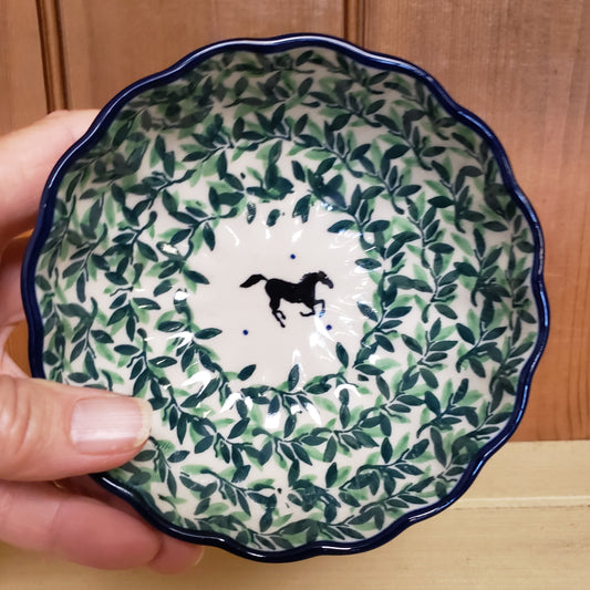 Bowl   Scalloped   4.5"  2241X ~ Dark Horse  PF1024