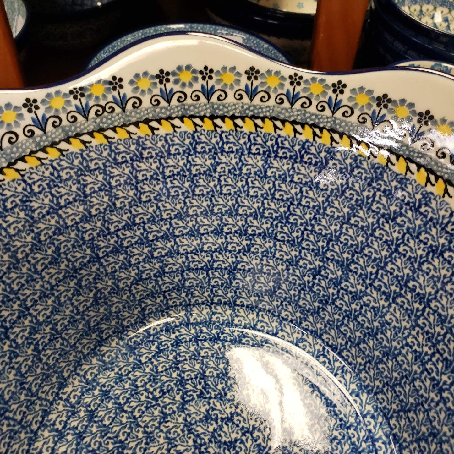 Bowl   Wavy Edge   Large   12" 2178X ~ Daisy Maize  PF1024