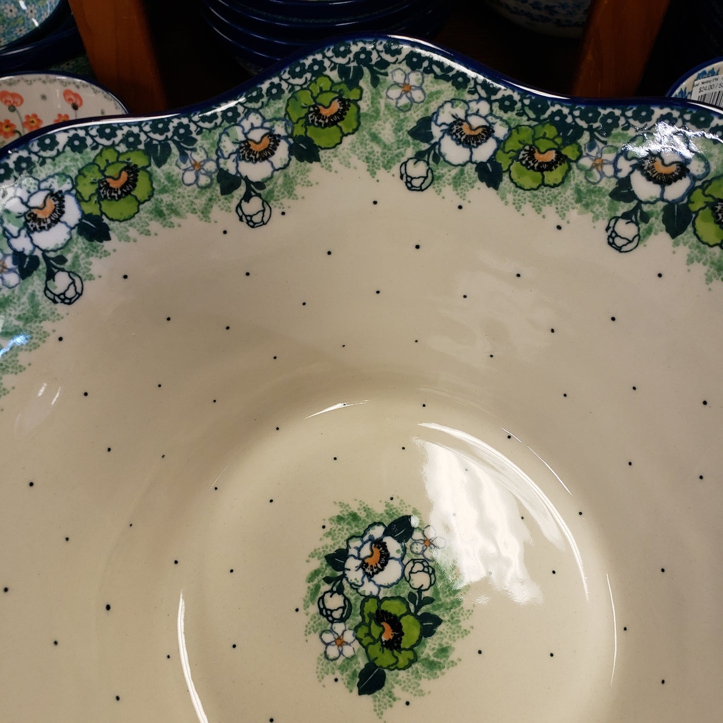 Bowl   Wavy Edge   Large   12" 2320X ~ Green Poppies  PF1024