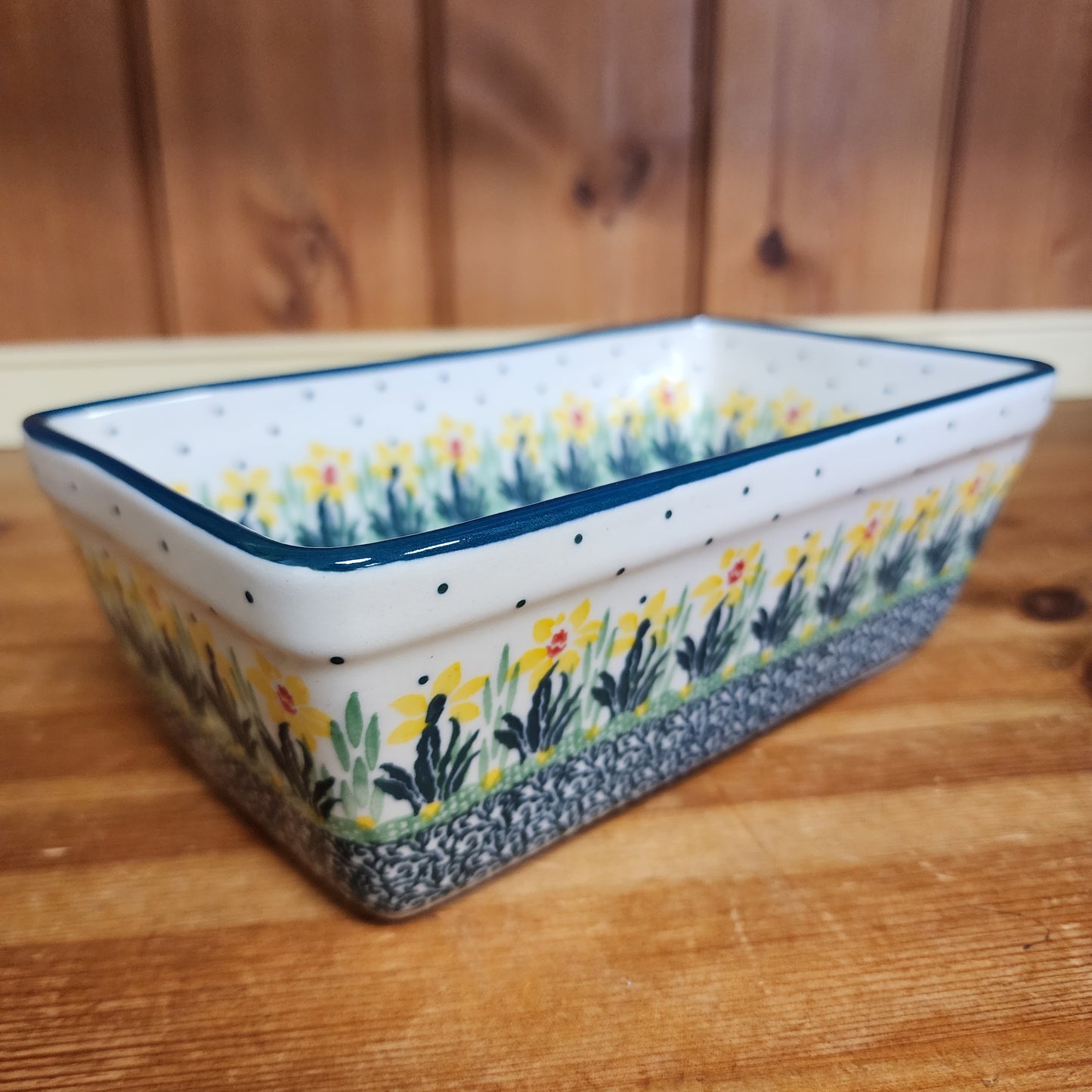 Baker   Loaf Pan   5"w X 8"L  2777Q ~ Daffodil  PF1024