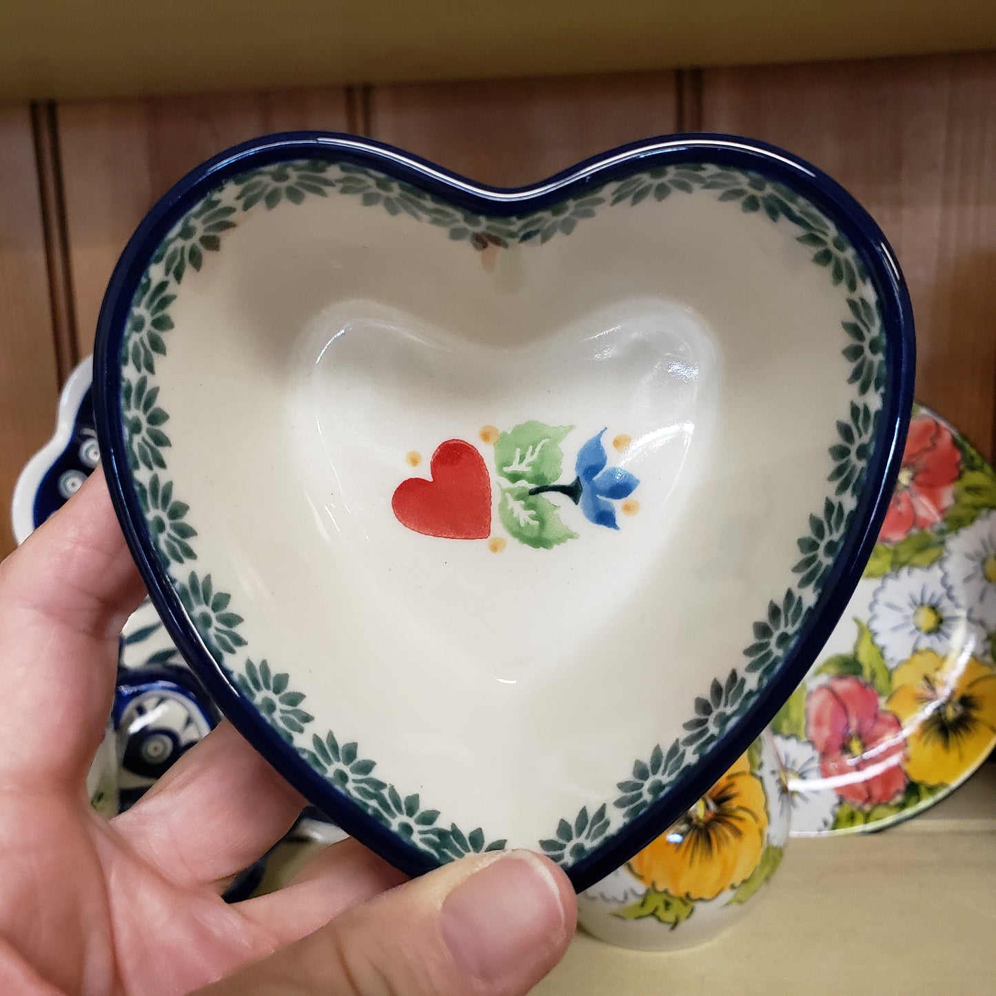 Bowl   Heart Shaped Ramekin   4" x 4"  2732X ~ Sweet Hearts  PF1024