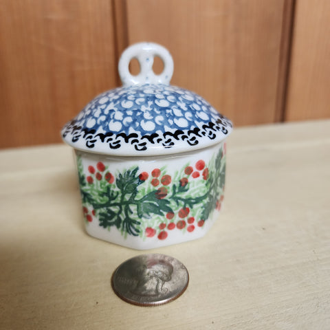 Ring   Trinket Box   1734X ~ Holly Berry  PF1024