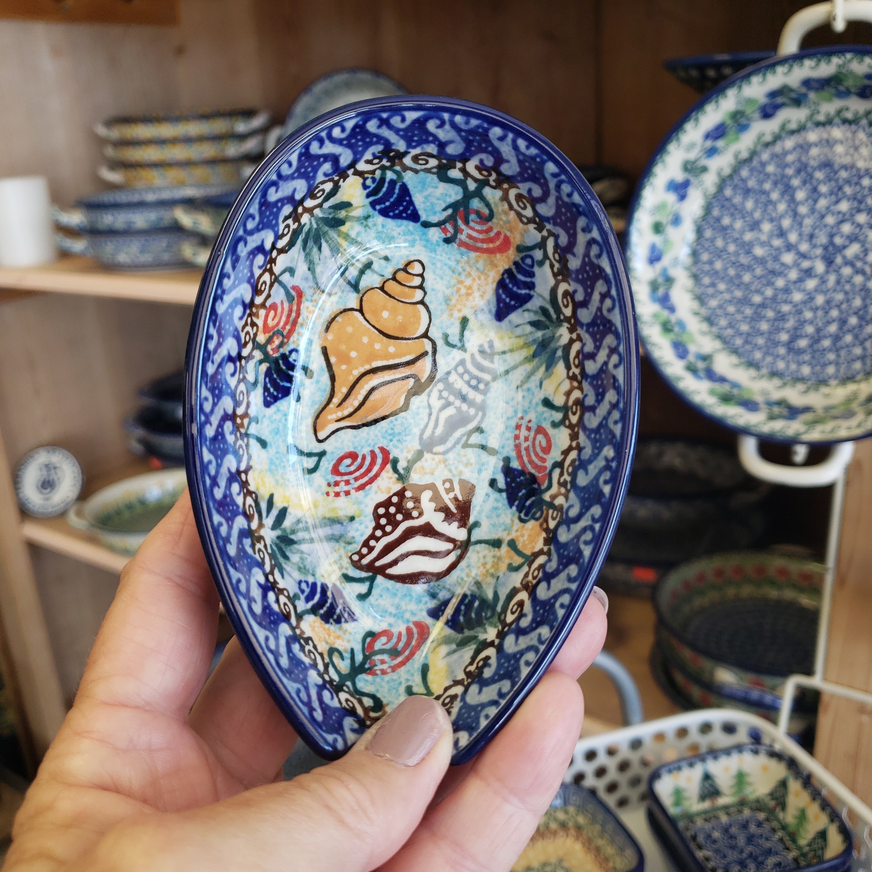 https://www.polishpottery.com/cdn/shop/products/1654094246619_4000x@3x.progressive.jpg?v=1654094269